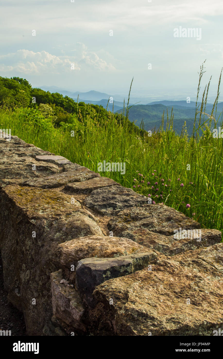 Shenandoah Berge gesehen von Skyline Drive Stockfoto