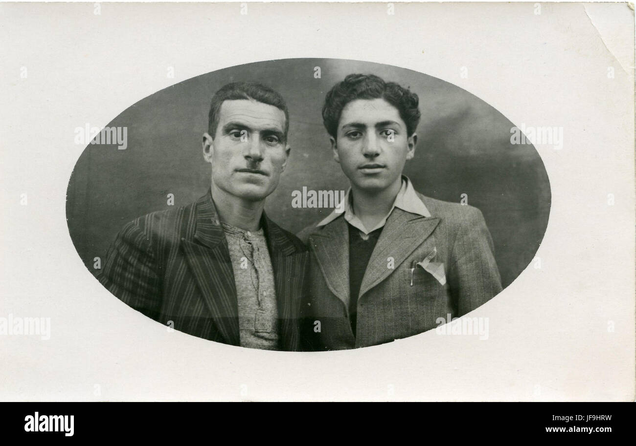 Eine Sammlung von Archivfotos mit historischen Momenten und Szenen, die aufgrund ihrer kulturellen und historischen Bedeutung im Bereich der visuellen Dokumentation erhalten wurden. Stockfoto