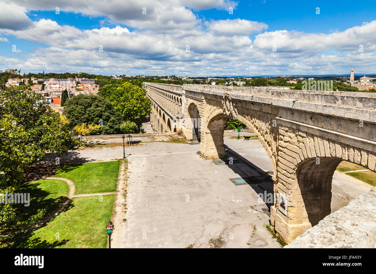 Aquädukt in Montpellier, Frankreich Stockfoto