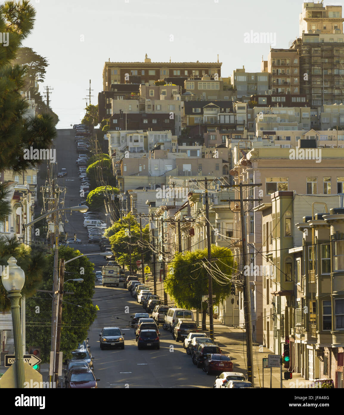 Bergauf Street in San Francisco Stockfoto