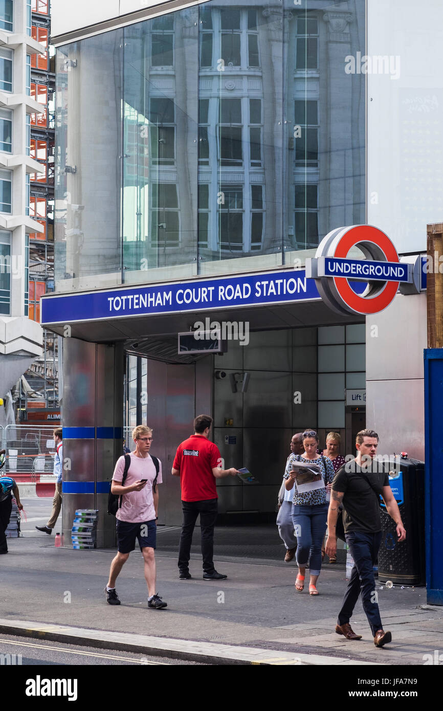 Tottenham Court Road Station nach Upgrade bereit für Crossrail, London, England,U.K. Stockfoto