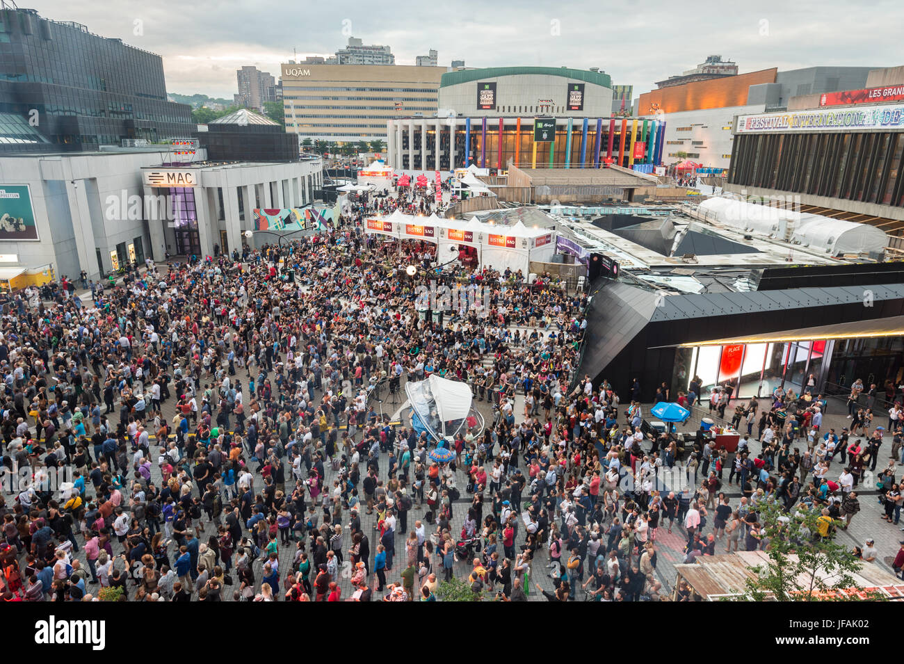 Montreal, Kanada - 30. Juni 2017: Place Des Arts während Kat Wright Auftritt beim Jazz Festival. Stockfoto