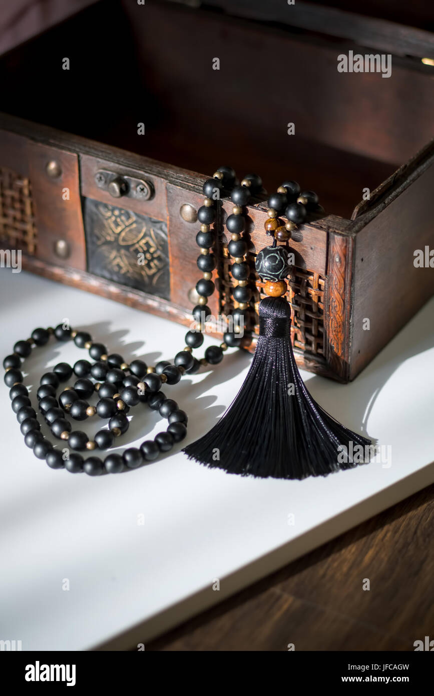 Schöne handgemachte Mala Perlen Beads mit Quaste für Mantras und meditation Stockfoto