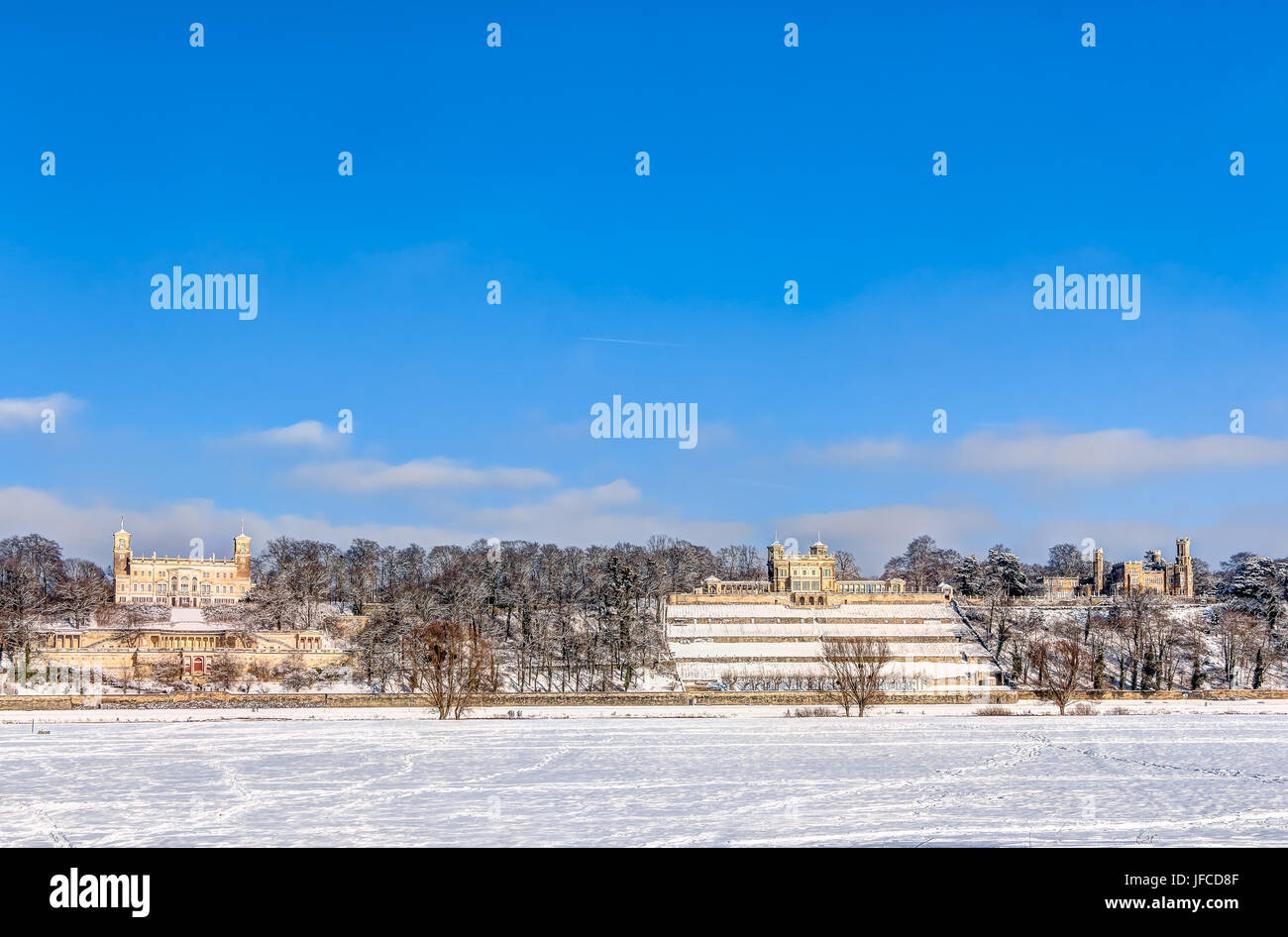 Elbtal im Winter in Dresden Stockfoto
