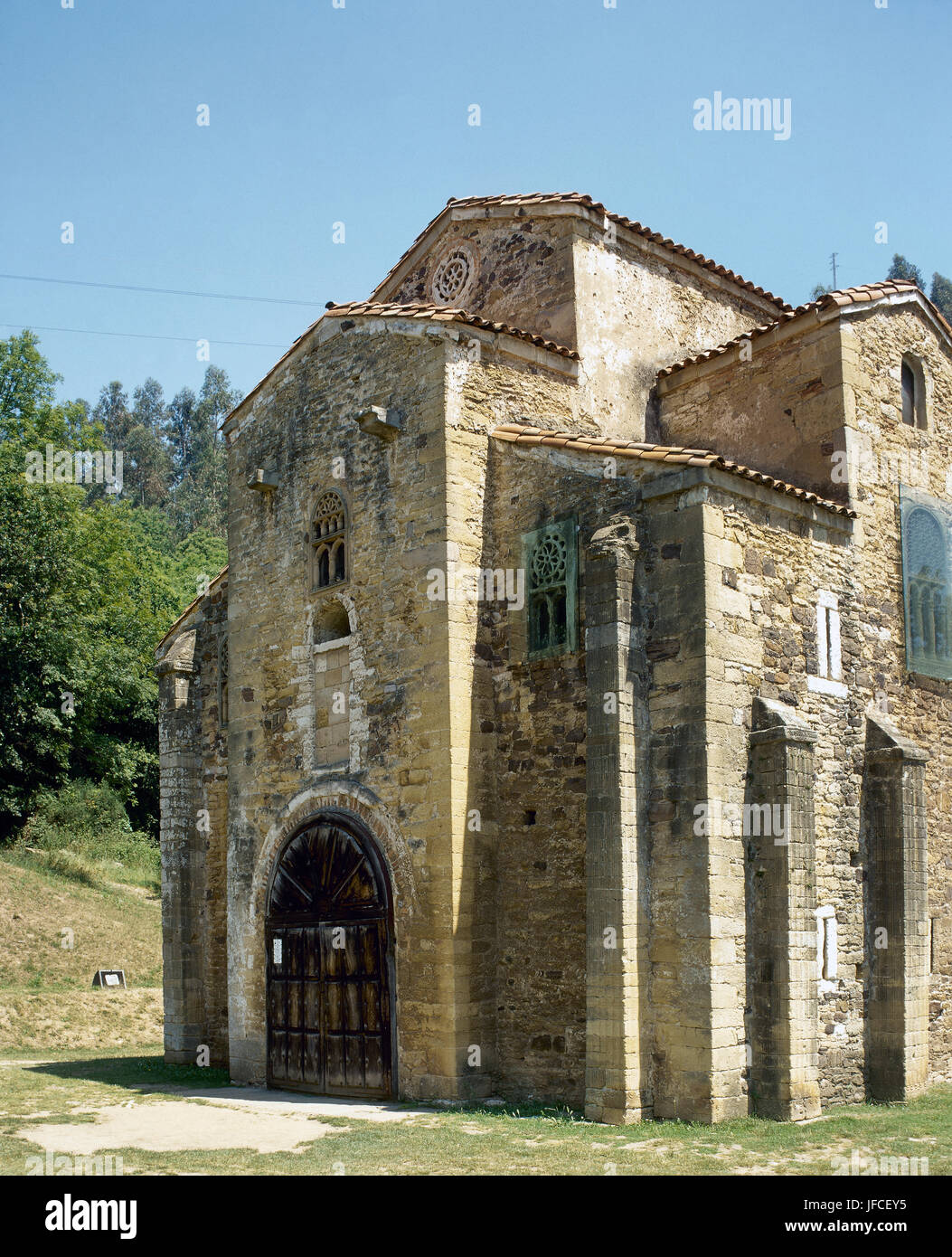 Kirche St. Michael der vorromanischen LilloAsturian. 9. Jahrhundert. Von außen. Oviedo. Asturien. Spanien. Stockfoto