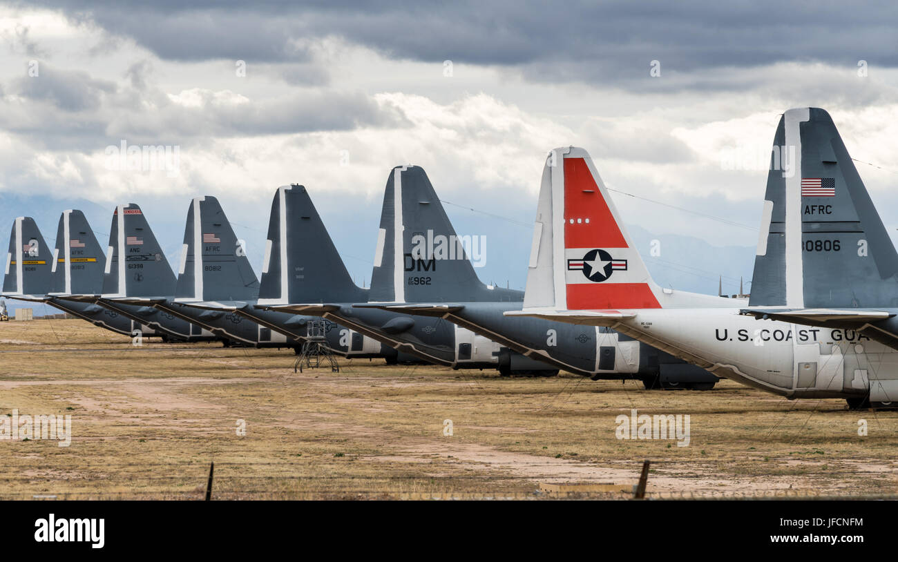 Zahl der pensionierten Air Force Flugzeuge in Tucson Stockfoto