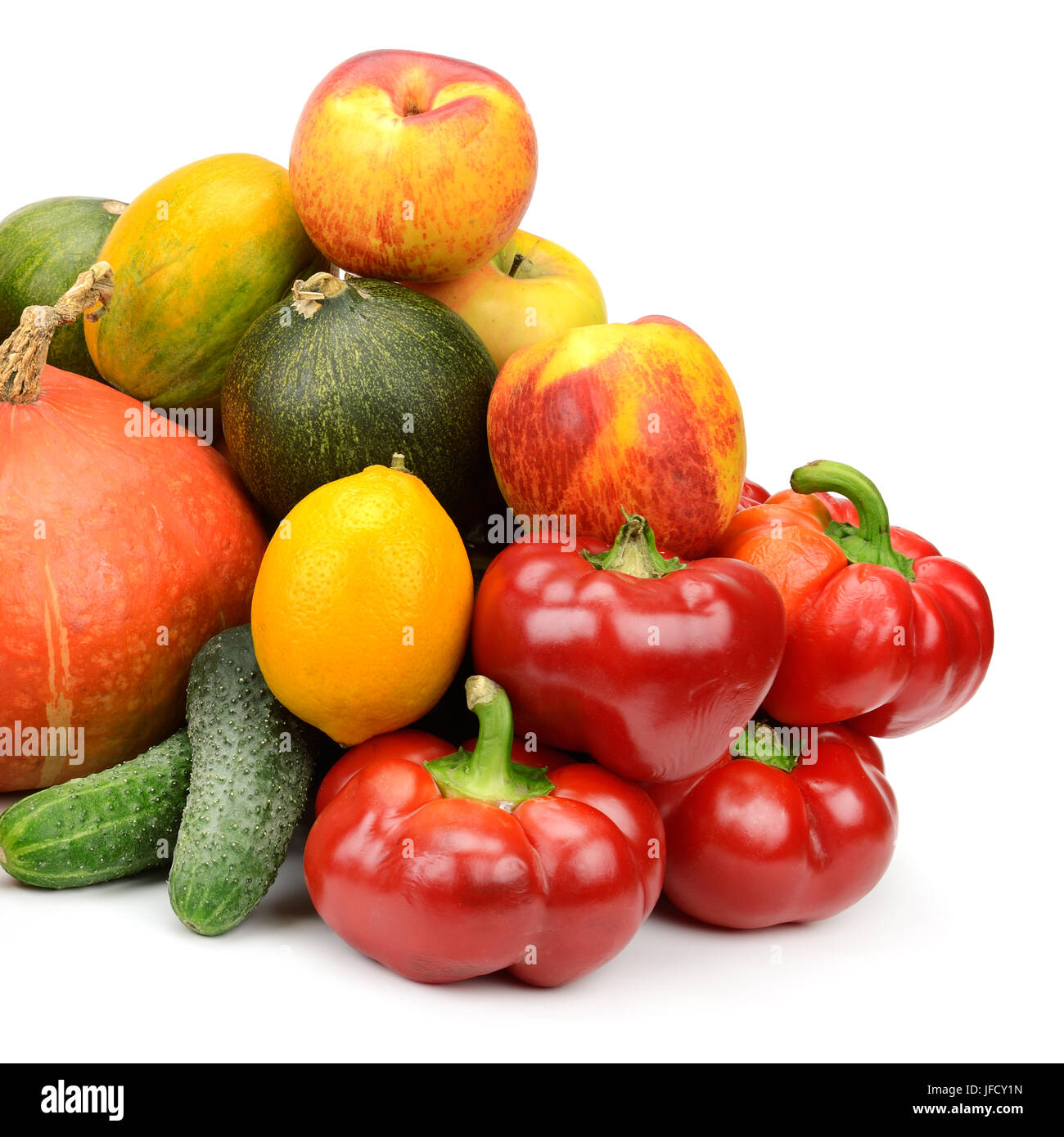 Auswahl an frischem Obst und Gemüse isoliert auf weißem Hintergrund Stockfoto