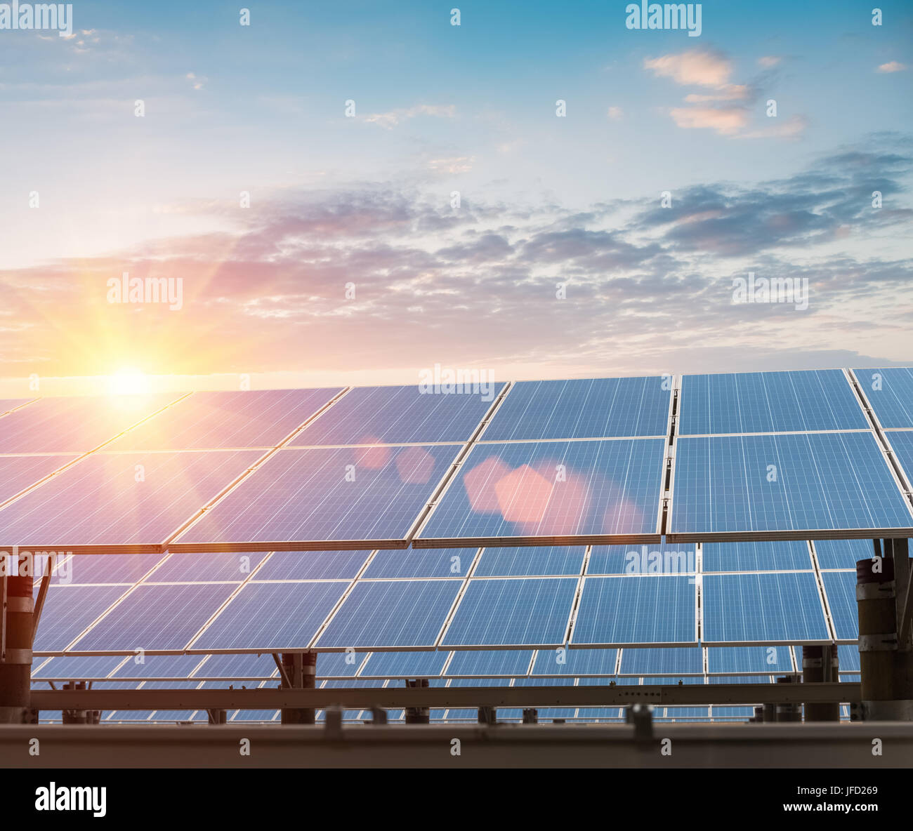 Sonnenenergie Kraftwerk Stockfoto