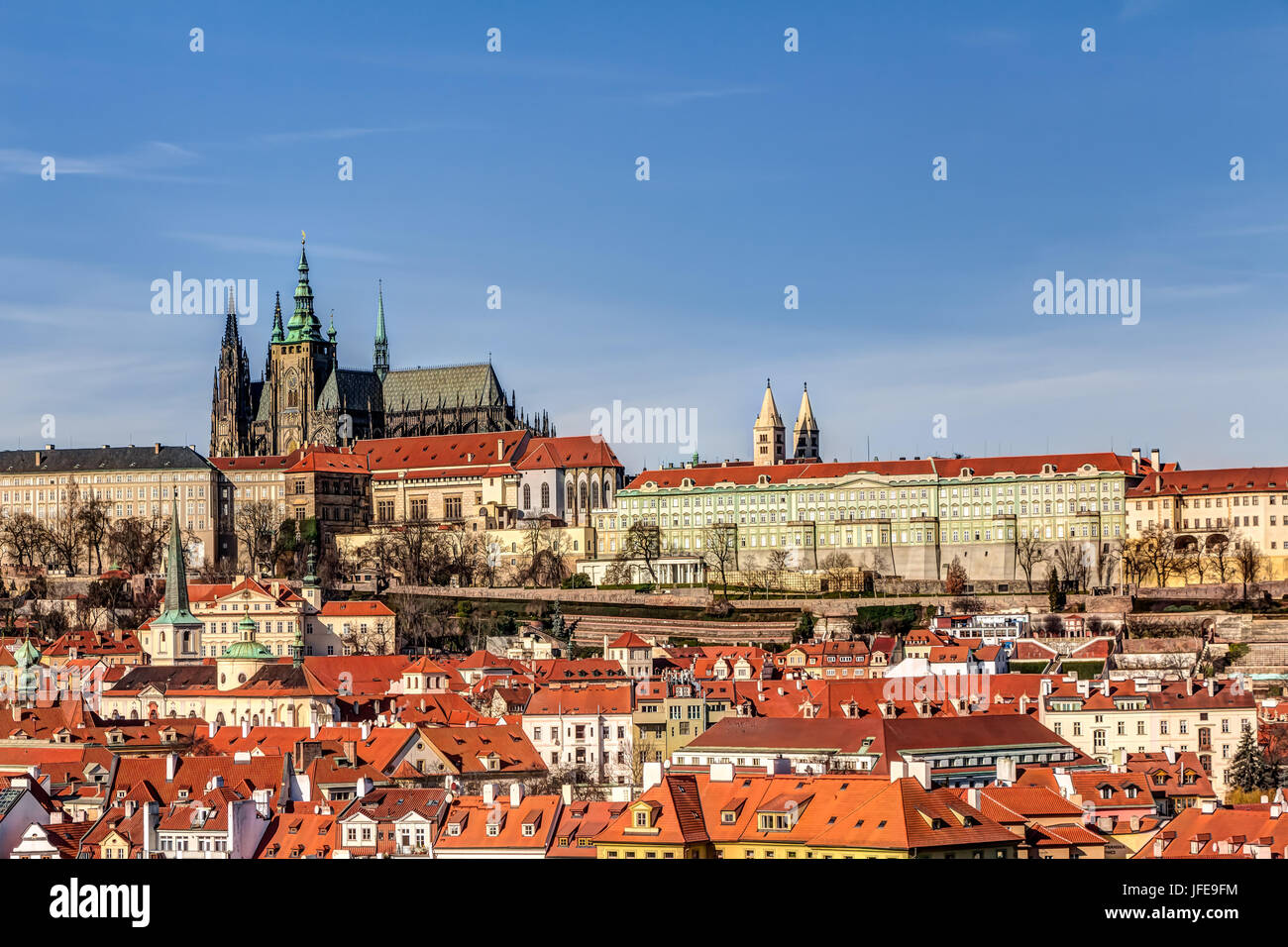 Die Kleinseite von Prag mit Schloss Stockfoto