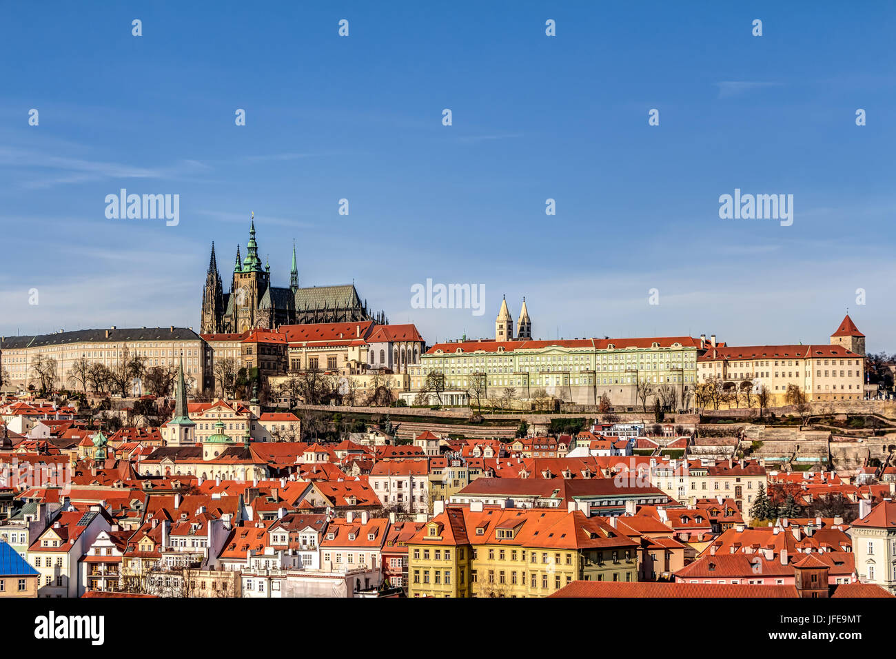Die Kleinseite von Prag mit Schloss Stockfoto