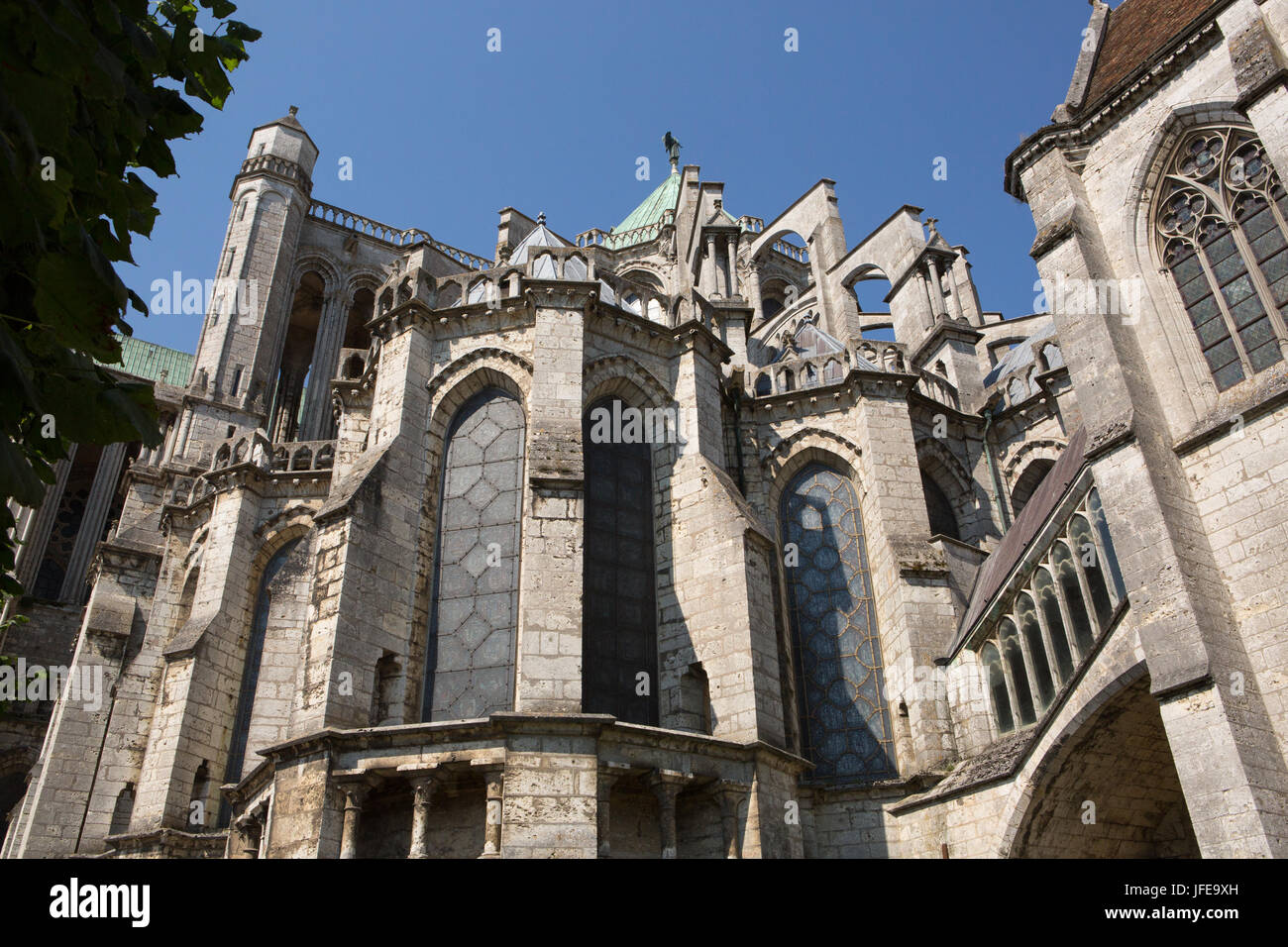 Details und Architektur der Kathedrale Basilika unserer lieben Frau von Chartres. Stockfoto