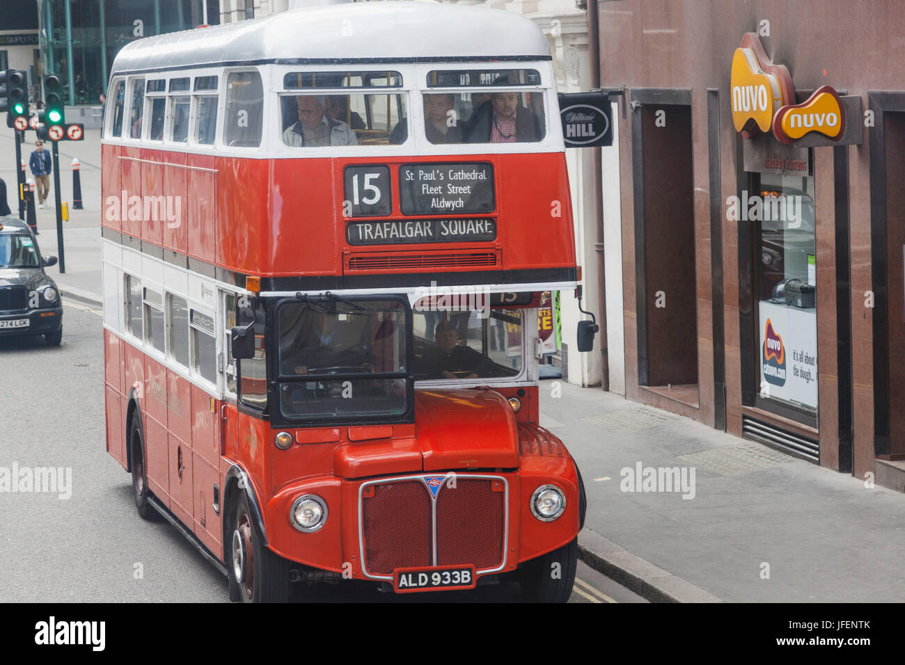 England, London, Routemaster Double Decker Bus Stockfoto
