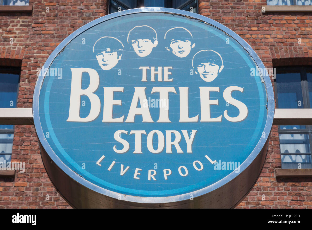 Merseyside, England, Liverpool, Albert Dock, die Beatles Geschichte Zeichen Stockfoto