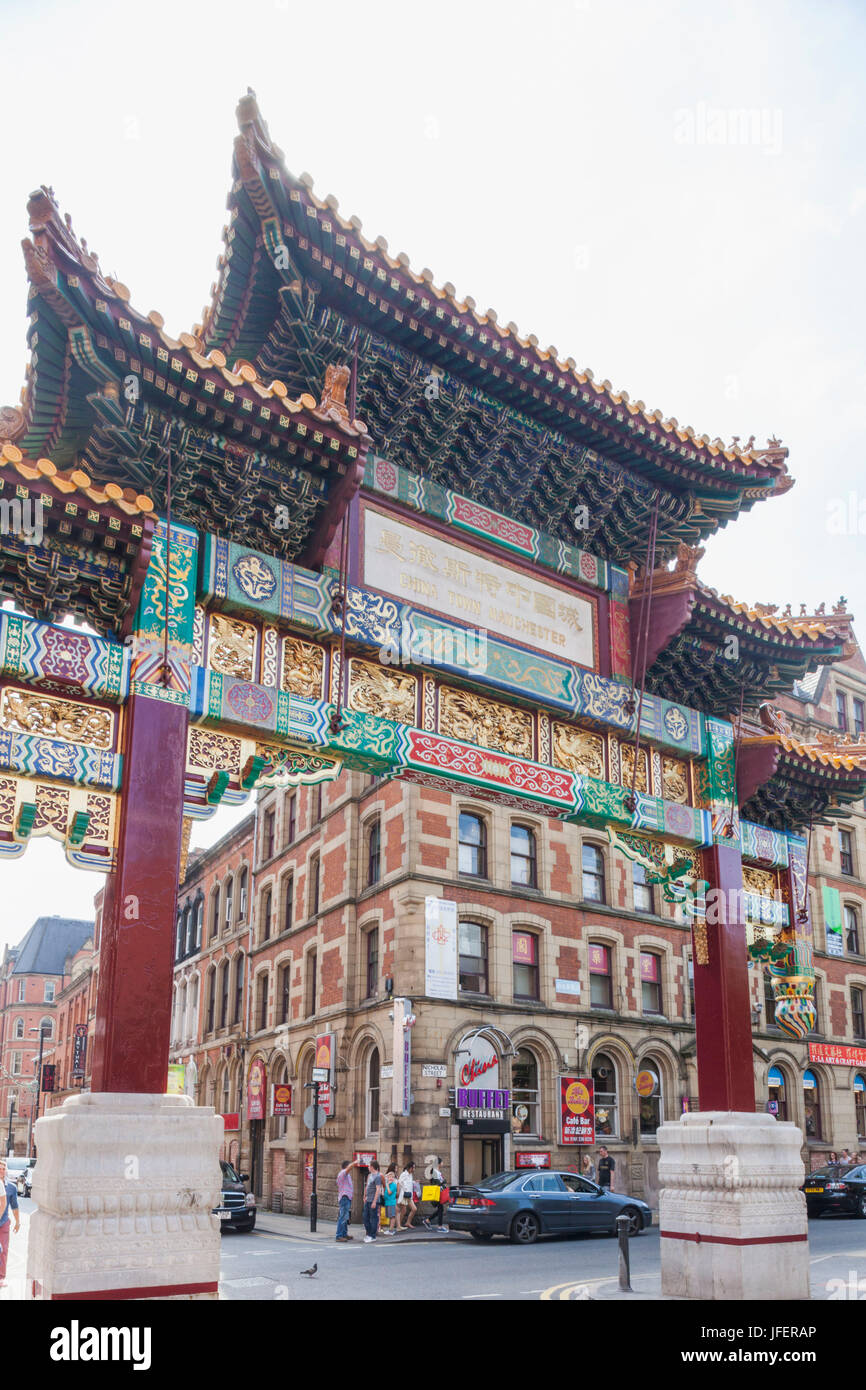 England, Manchester, Chinatown, chinesische Tor Stockfoto