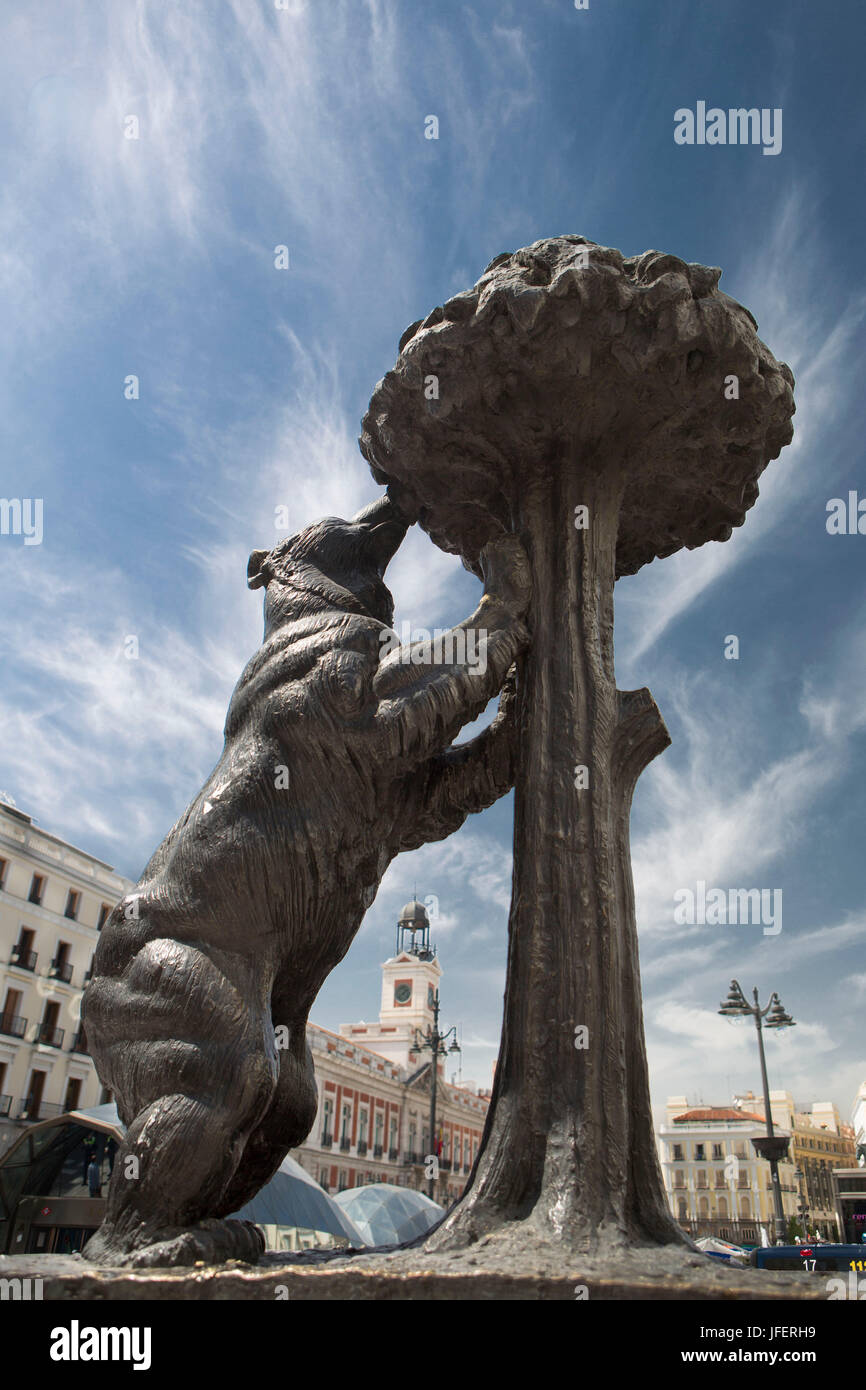 Spanien, Madrid City, Sun Gate Square (Puerta del Sol Square), El Oso y el Madroño Sculture, Symbol von Madrid Stockfoto