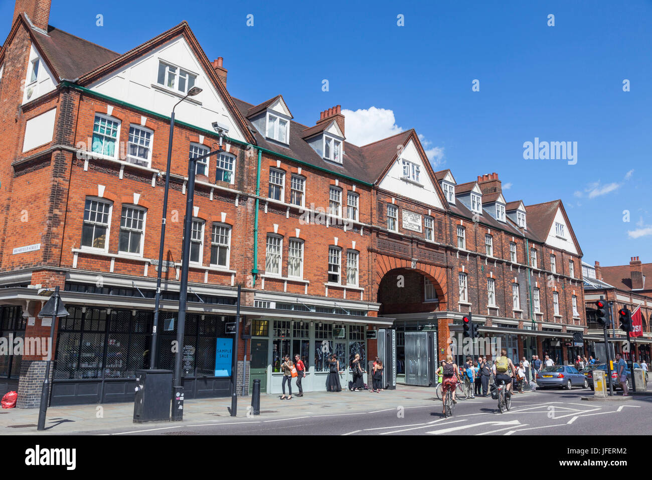 England, London, Tower Hamlets, Spitafields, Eingang zum alten Spitafields Markt Stockfoto
