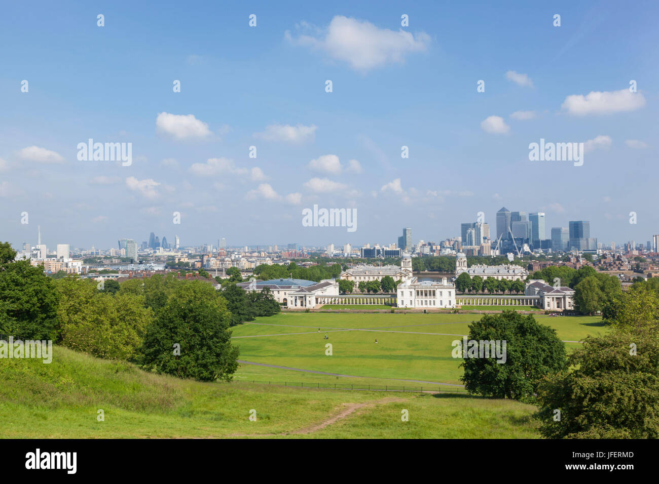 England, London, Greenwich, Greenwich Park und die Skyline der Docklands Stockfoto
