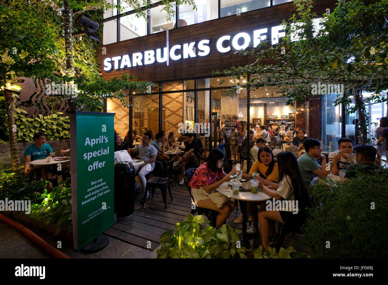 Starbucks Coffee Store in Ho Chi Minh City, Vietnam, Asien Stockfoto