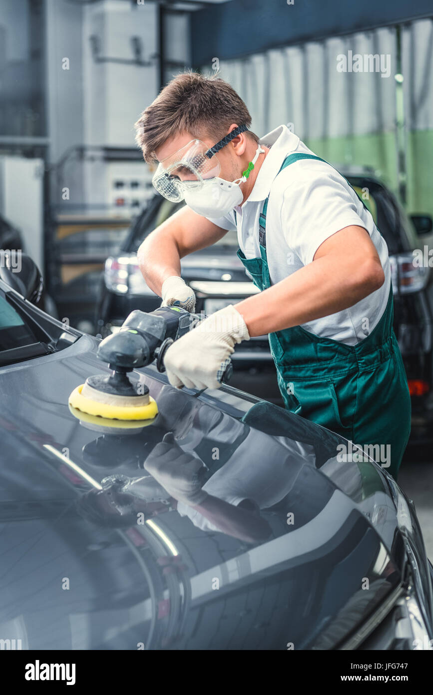 Mechaniker bei der Arbeit Stockfoto