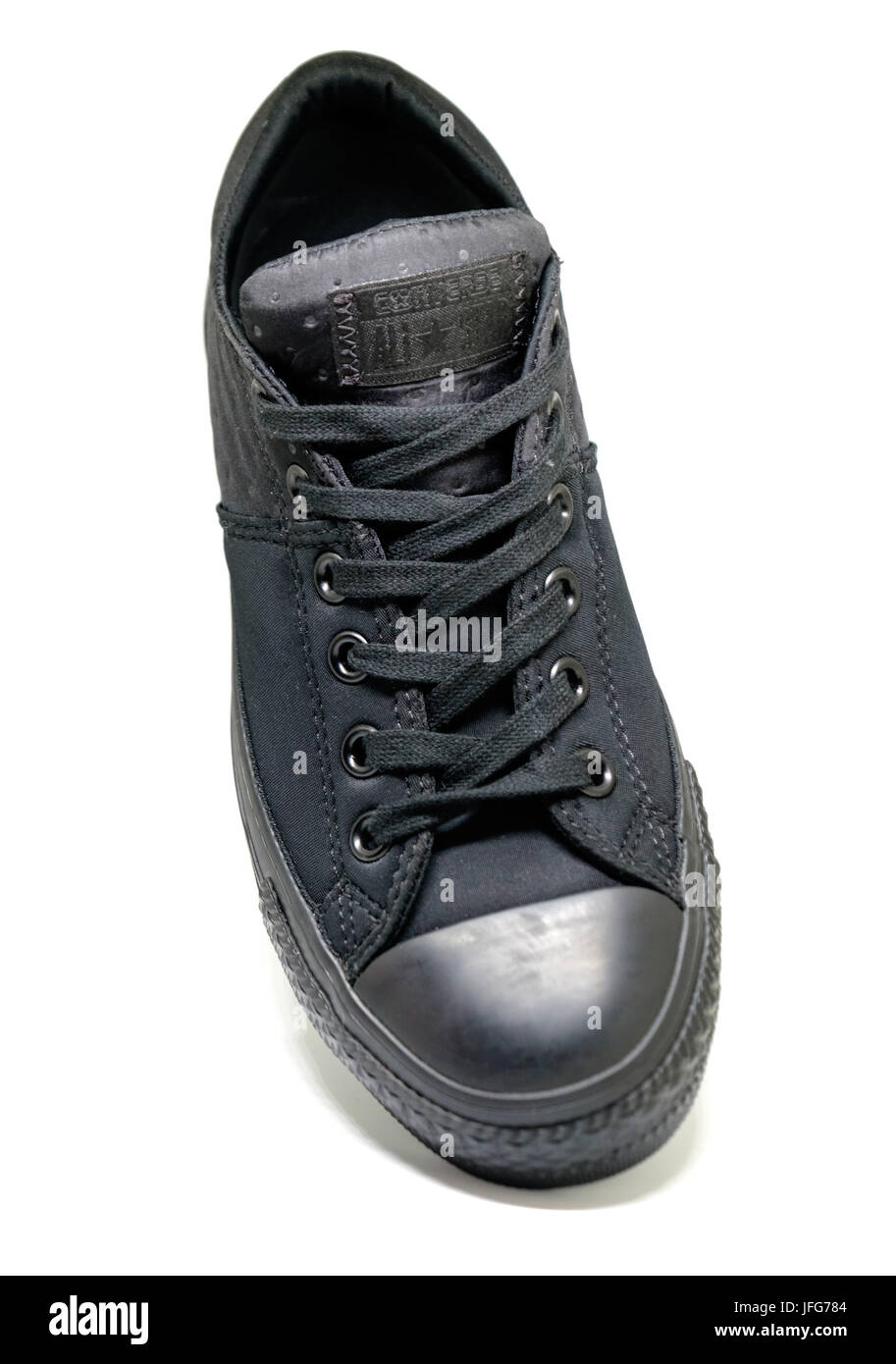 Schwarze Converse Chuck Taylor All Star Schuh Stockfoto