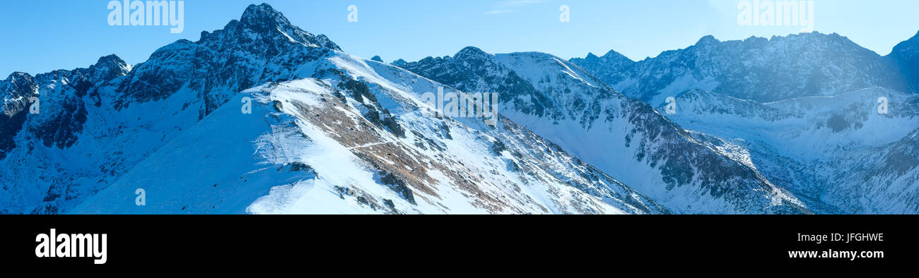 Kasprowy Wierch in der Westlichen Tatra. Winter Panorama. Stockfoto