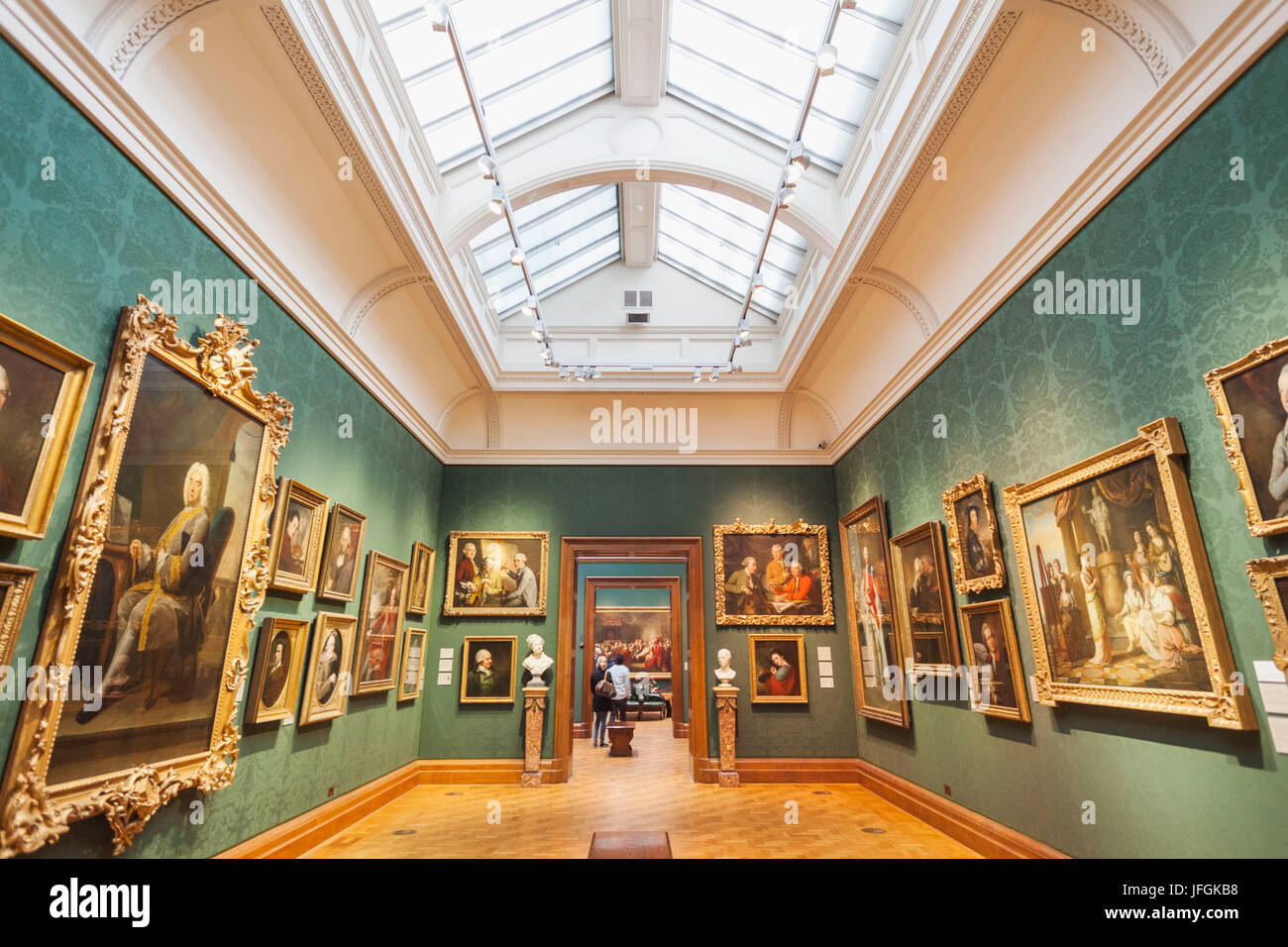 England, London, Trafalgar Square, National Portrait Gallery, Galerie-Ansicht Stockfoto