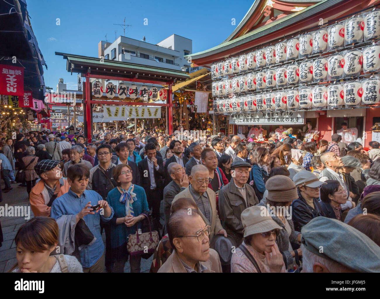 Japan, Tokyo City, Stadtteil Asakusa, Tori kein Ichi-Festival Stockfoto