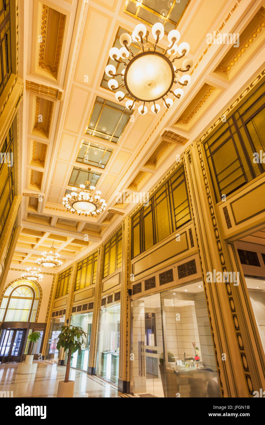 China, Shanghai, der Bund, Fairmont Peace Hotel, Shopping-Arkade Stockfoto