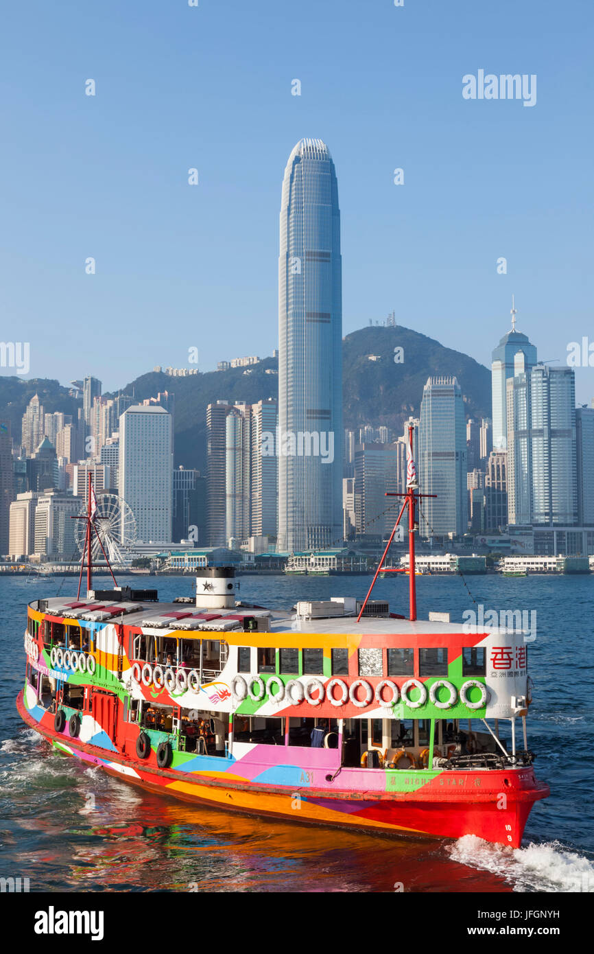 China, Hong Kong, Skyline der Stadt und Star Ferry Stockfoto
