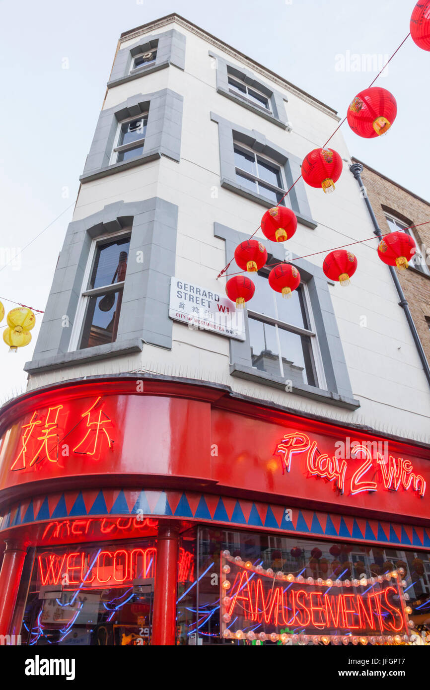 England, London, Soho, Chinatown, Gerrard Street Stockfoto