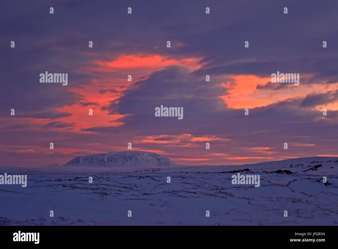 Island, Island, Nord-Ost Region des Myvatn, Abendrot über den Myvatnsheidi Stockfoto