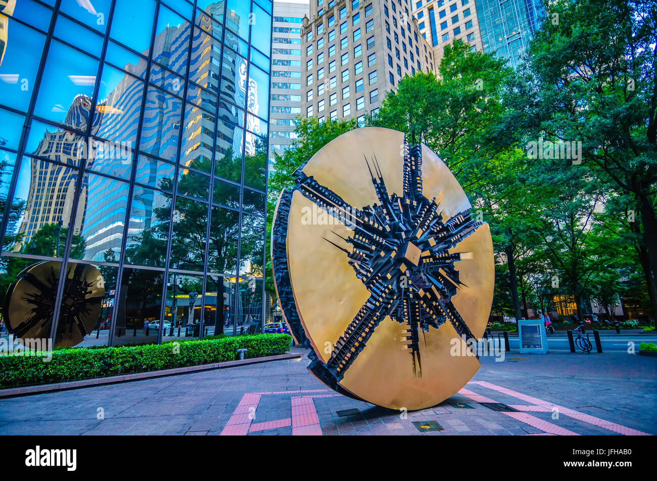 Skyline und Straßen von Charlotte, North Carolina, USA Stockfoto