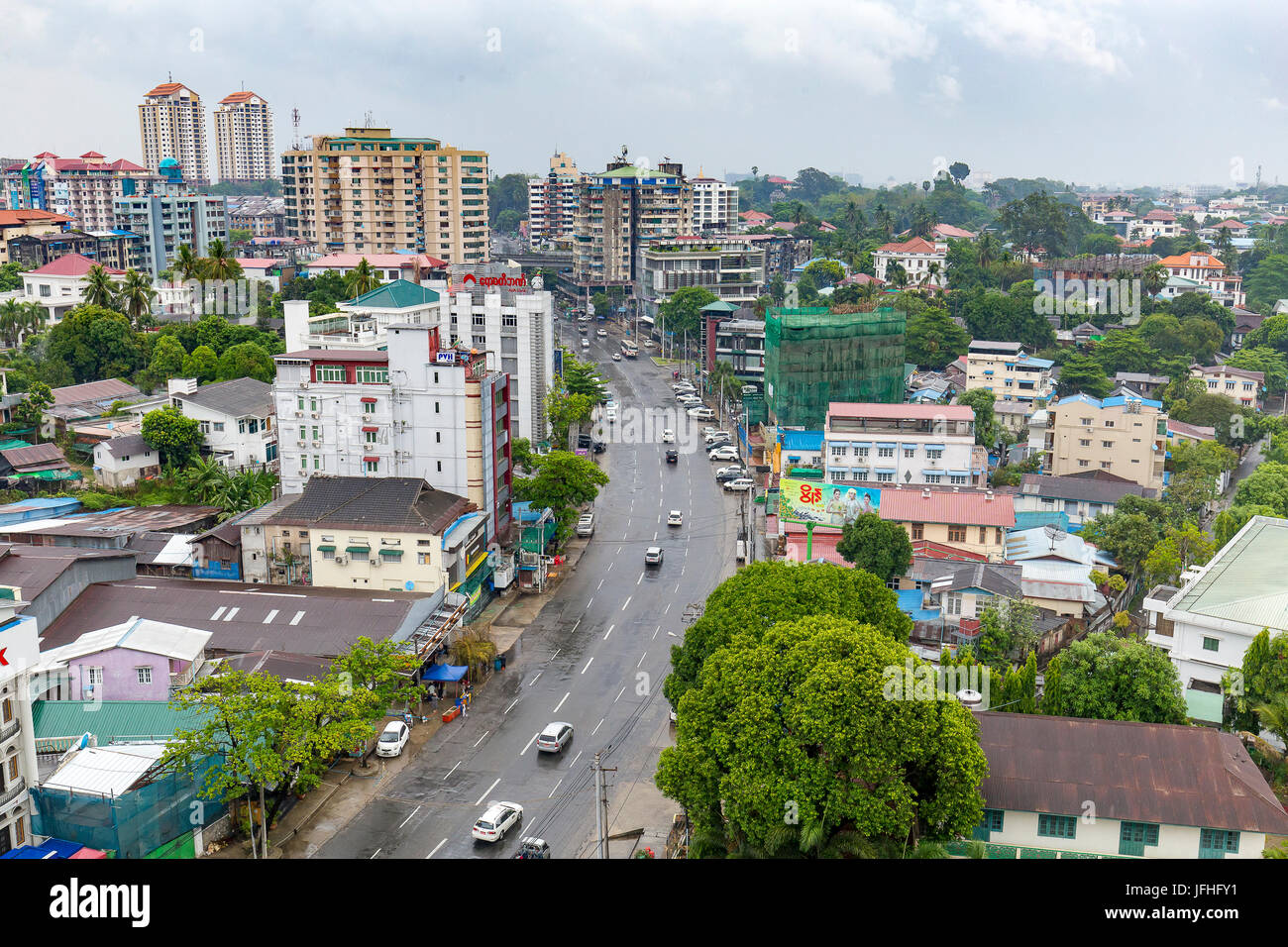 Yangon / Rangun Stadtstraße view Stadtbild von hoch - Übersicht - Myanmar /Burma Besuch Stockfoto