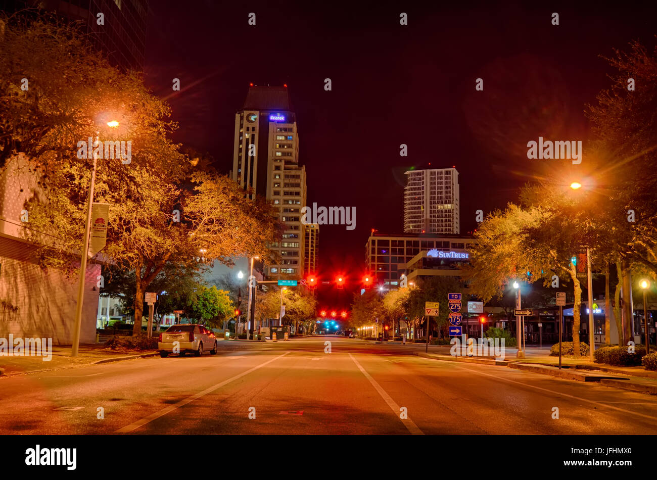 St Petersburg Florida City Skyline und den Hafen bei Nacht Stockfoto