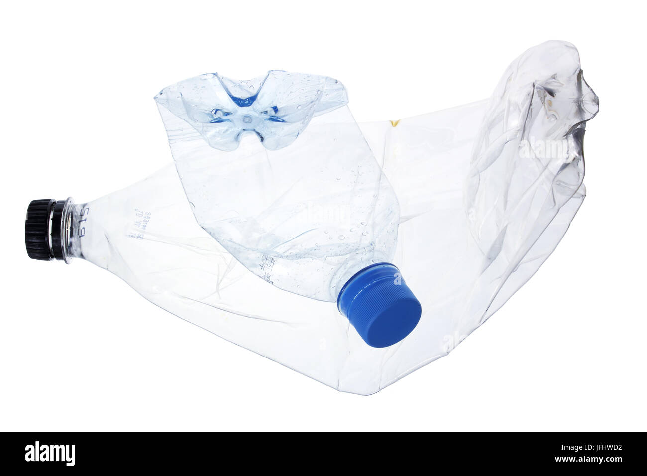 Zerdrückt Plastikflaschen auf weißem Hintergrund Stockfoto