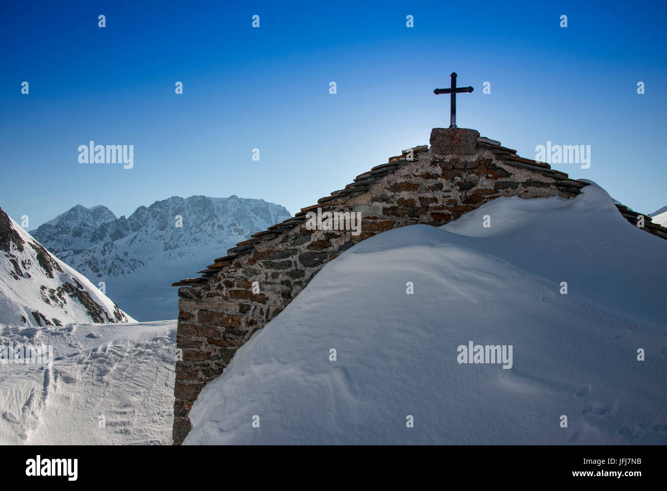 Großer Sankt Bernhard, Orsières, Wallis, Schweiz / Colle del Grand San Bernardo / Col Du Grand Saint-Bernard, Walliser Alpen, Höhe 2,469 m, Hospiz auf dem großen Sankt Bernhard, Hospiz von der Austin-Chorherren, Canonici Regulares Congregationis Sancti Bernardi, winter im Hospiz auf der Passhöhe Stockfoto