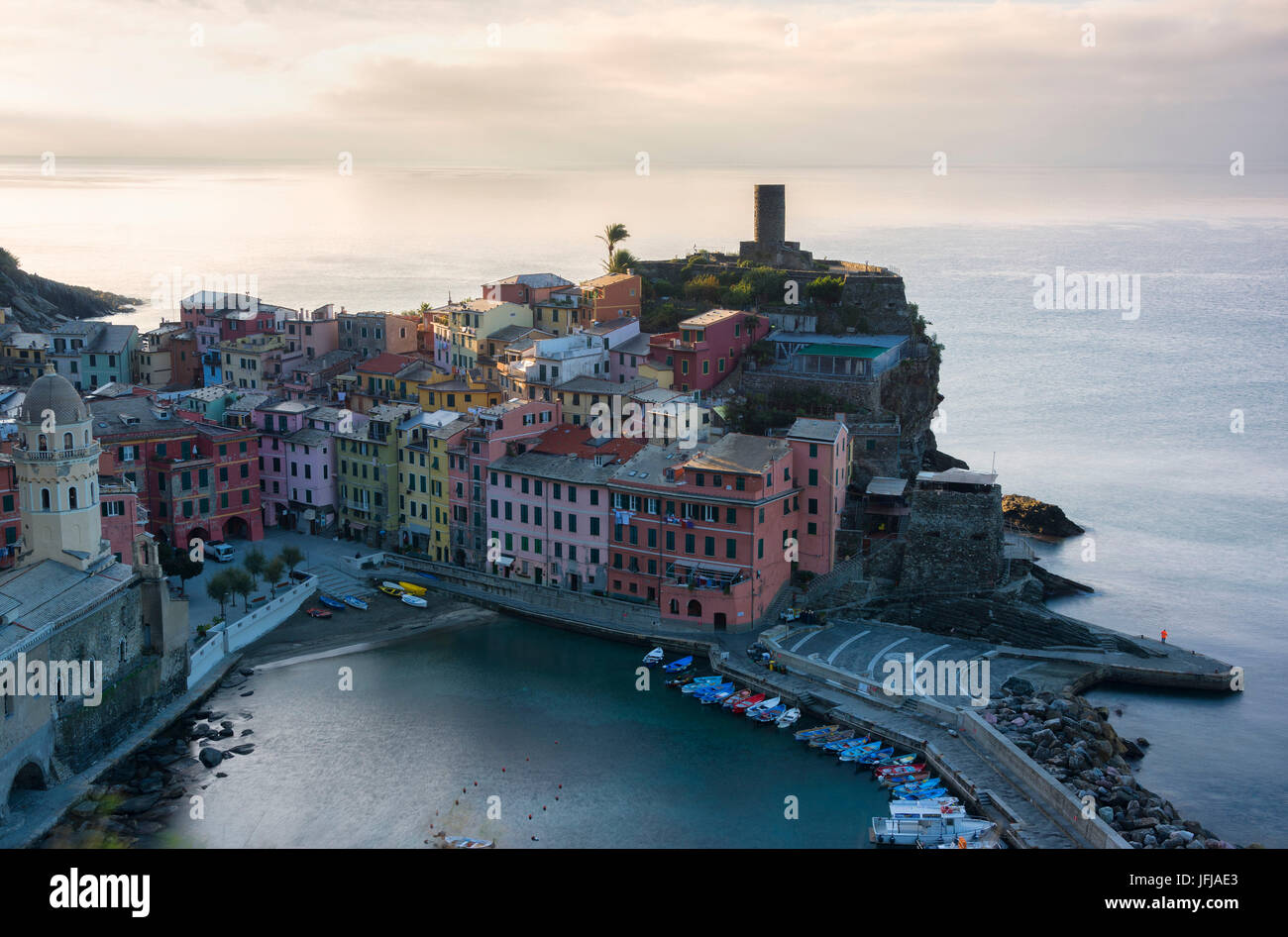 Vernazza, 5 Terre Naturpark, Provinz La Spezia, Ligurien, Italien, Stockfoto