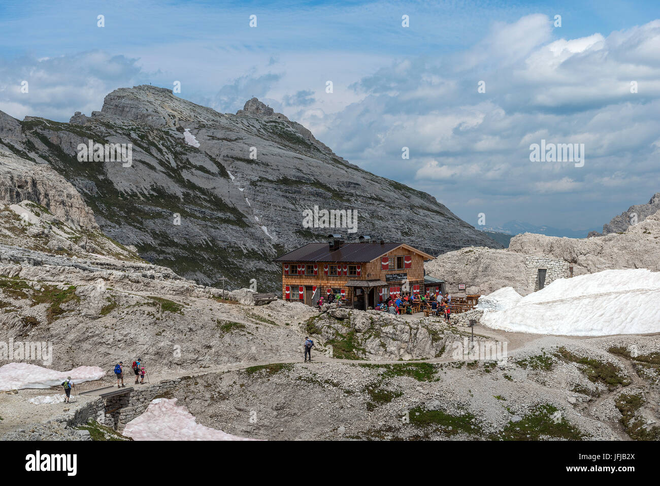 Sexten/Sexten, Dolomiten, Südtirol, Italien, die Schutzhütte Pian di Cengia/Buellelejoch Stockfoto