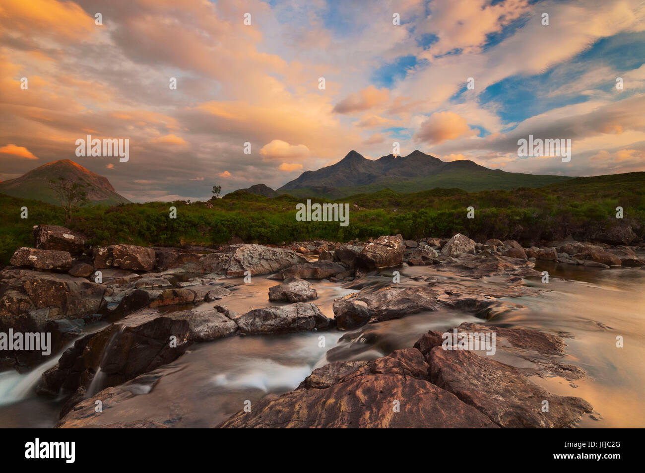 Europa, Schottland, Skye Island - Sligachan bei Sonnenuntergang Stockfoto