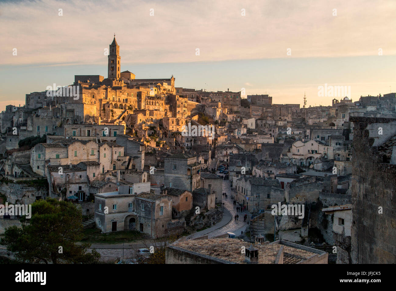 Europa, Italien, Basilikata, Matera bei Sonnenuntergang, Stockfoto