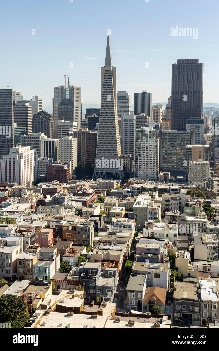 Die Skyline von San Francisco mit Marin County, Kalifornien, USA, Transamerica Pyramid, San Francisco Stockfoto