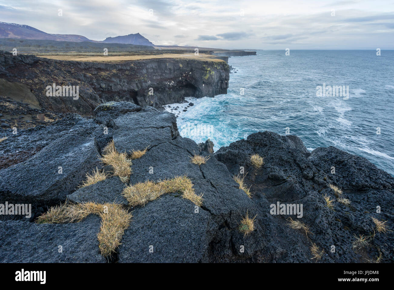 Basaltfelsen in Londrangar, Snaefellsjoekull National Park, West-Island, Europa Stockfoto