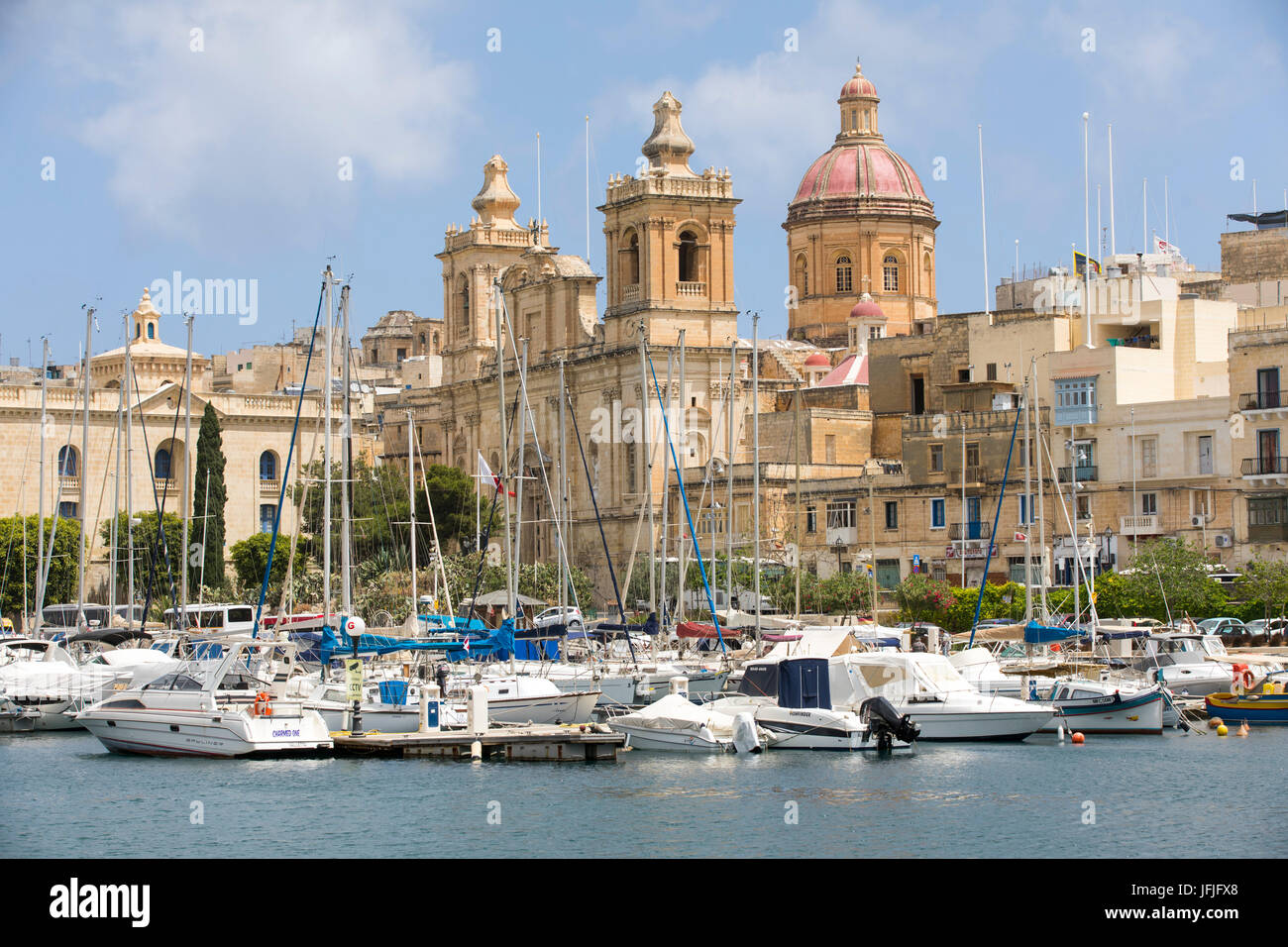 Malta, Valletta, 3-Städte, Grand Harbour, Yachten im Hafen von Birgu, Stockfoto