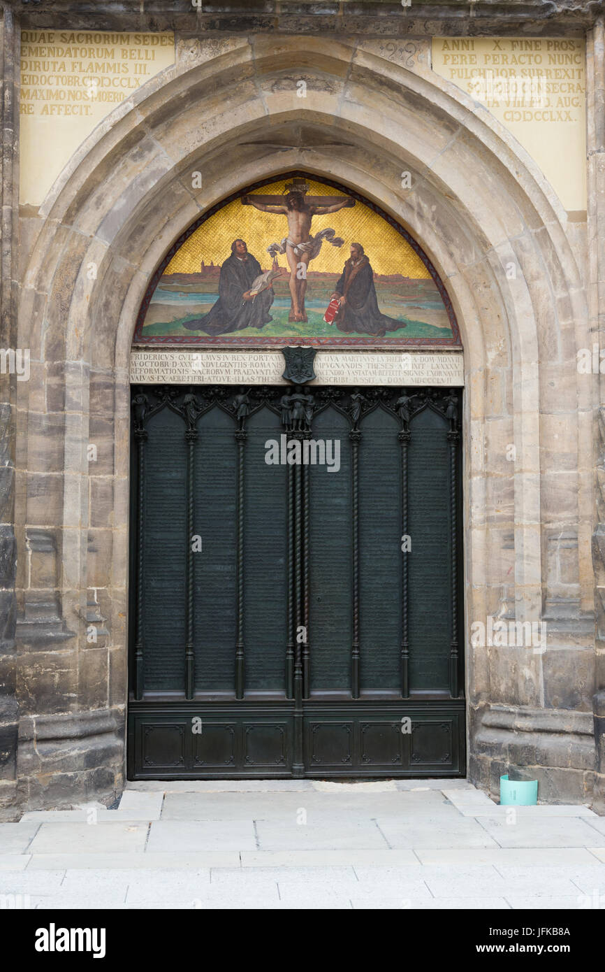 Symbol und Tür Stockfoto