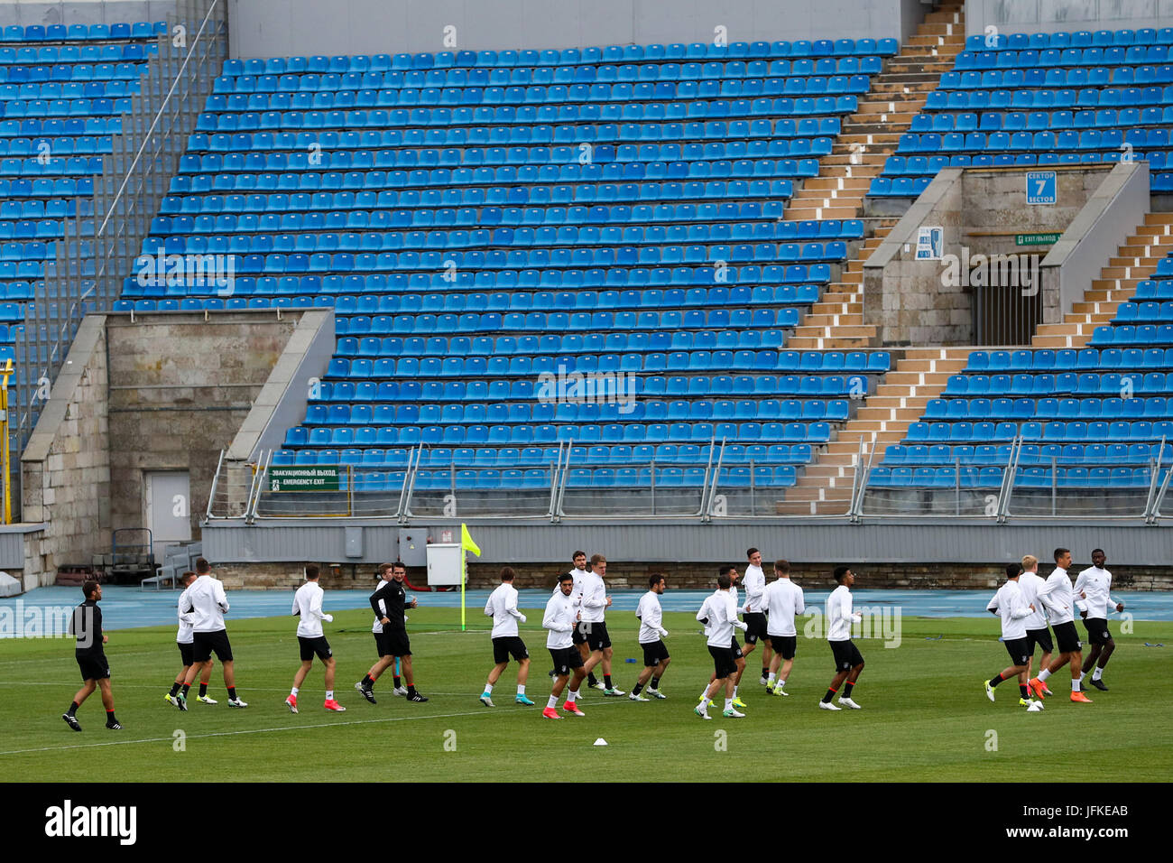 St. Petersburg, Russland. 1. Juli 2017. Das deutsche Team während einer Trainingseinheit der deutschen Nationalmannschaft vor dem Confed-Cup-Finale in St. Petersburg, Russland, 1. Juli 2017. Foto: Christian Charisius/Dpa/Alamy Live News Stockfoto