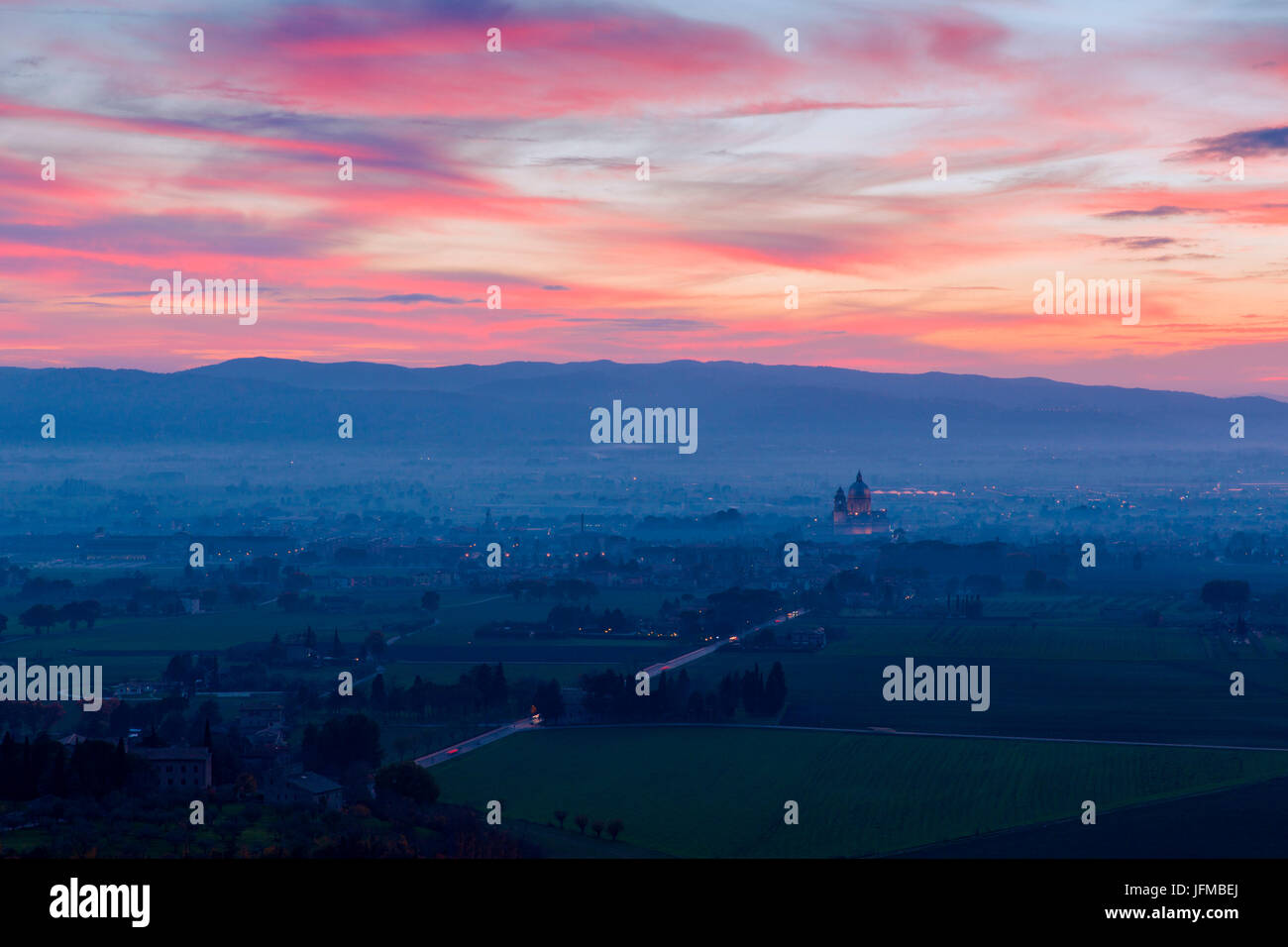 Gebiet von Europa, Italien, Perugia, Assisi, Valley View von Assisi Stockfoto