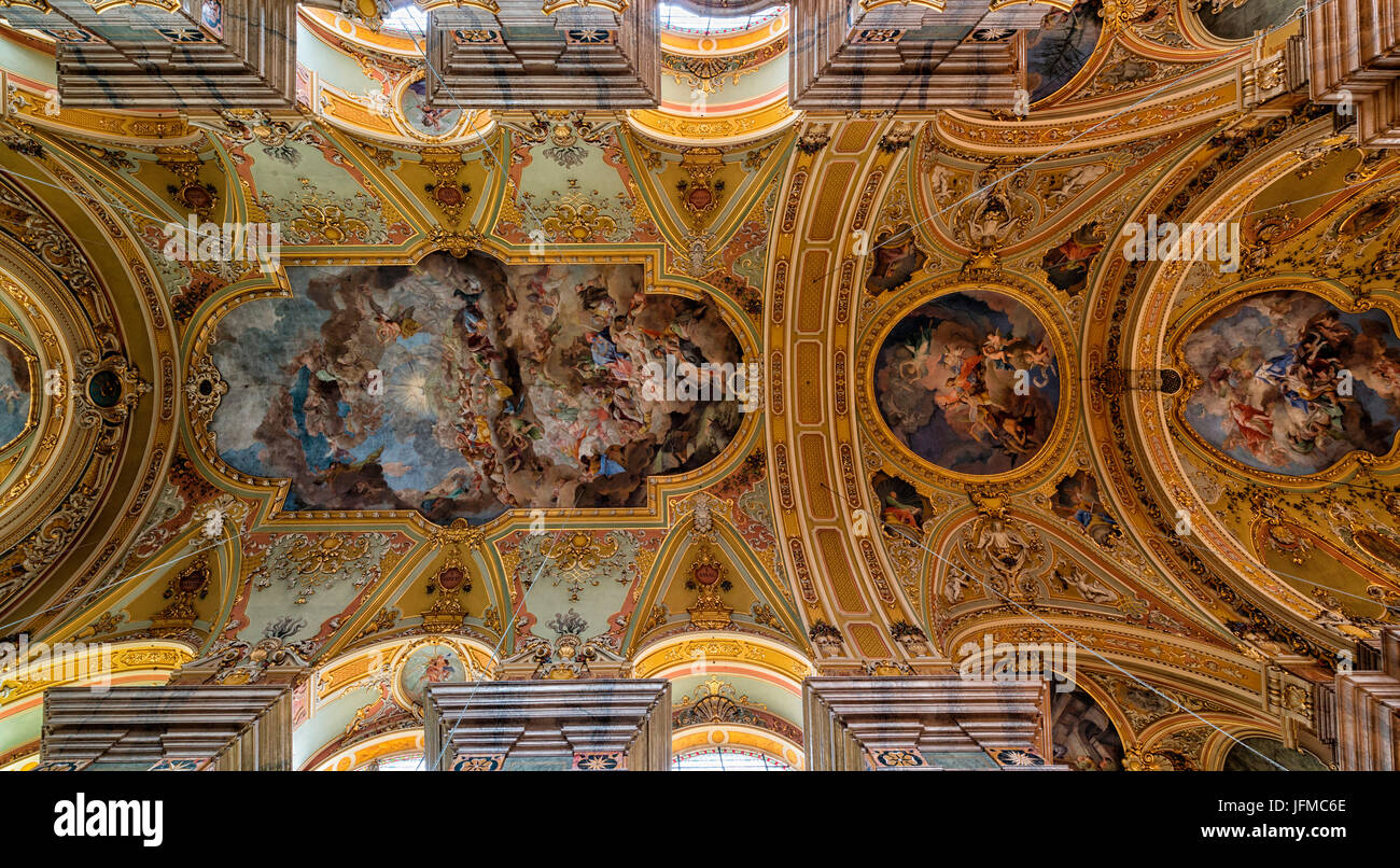 Brixen Cathedral Stockfotos & Brixen Cathedral Bilder Alamy