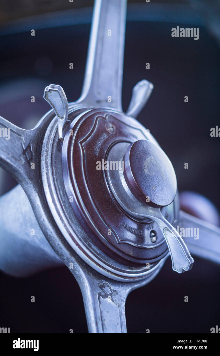 USA, Massachusetts, Cape Ann, Gloucester, Oldtimer, 1930-Ära Auto Lenkrad Gas Stockfoto