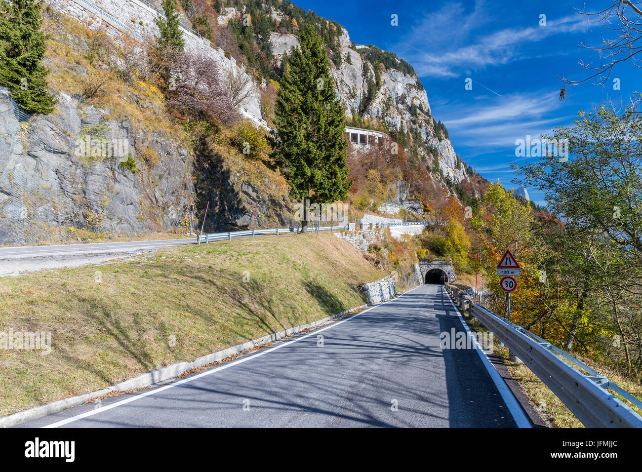 Passo di Monte Croce Carnico in den Karnischen Alpen, Paluzza, Provinz Udine, Region Friaul-Julisch Venetien, Italien, Europa. Stockfoto