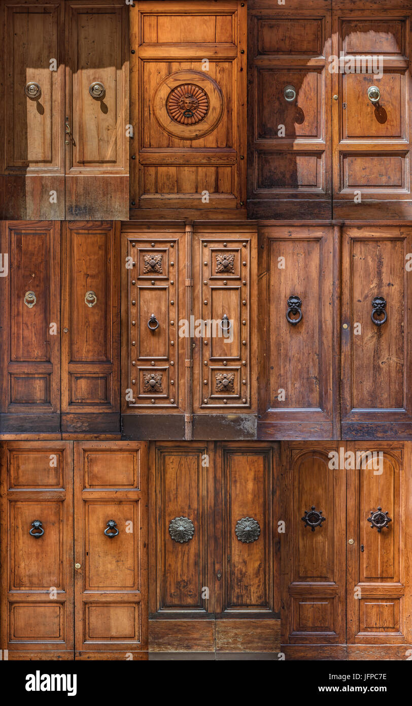 Türen von Siena Stockfoto